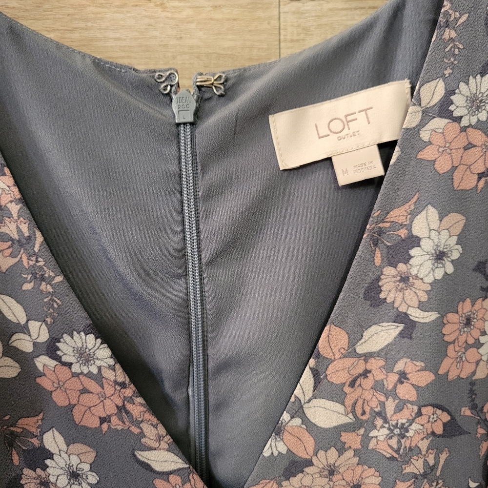 Loft dress - Picture 4 of 4